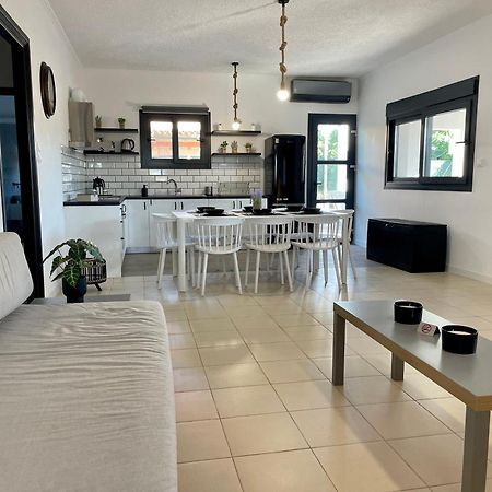 Casa Posidonia Villa Corinth Екстериор снимка